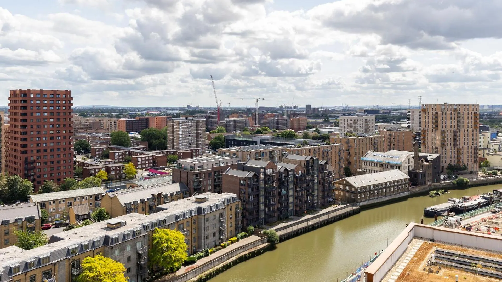 Apartmán Khayat Homes - The Lasgidi - Two Bed Apt Barking  Velká Británie