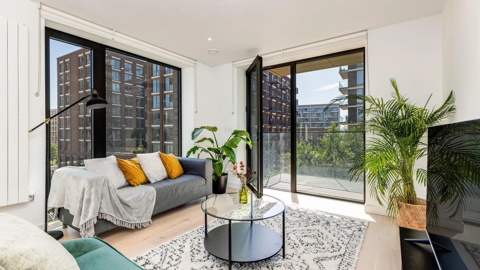 Apartment Khayat Homes - The Lasgidi - Two Bed Apt Barking  United Kingdom