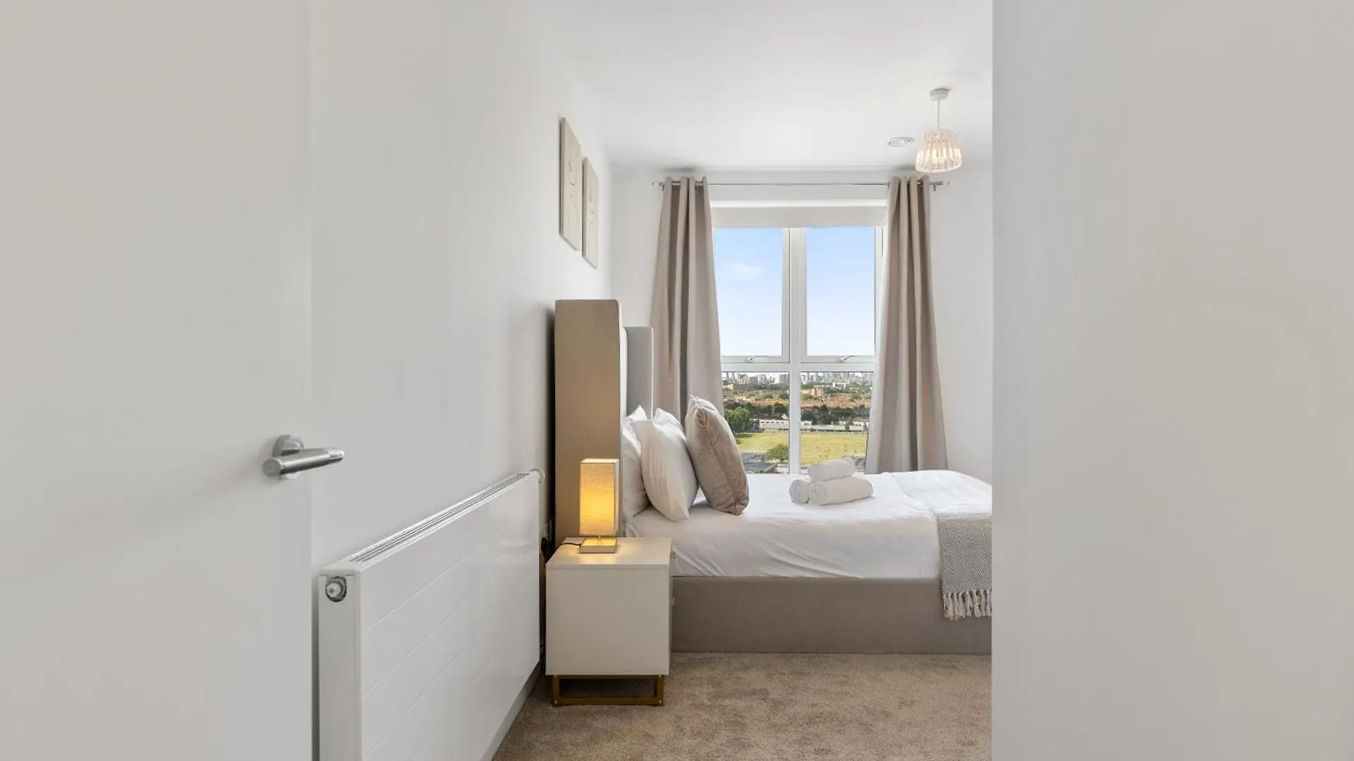 Khayat Homes - The Lasgidi - Two Bed Apt Barking  Barking (Greater London)